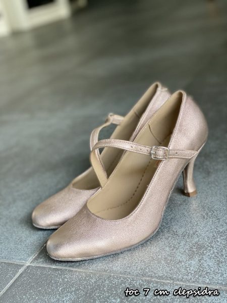 Femei Standard 108 AG