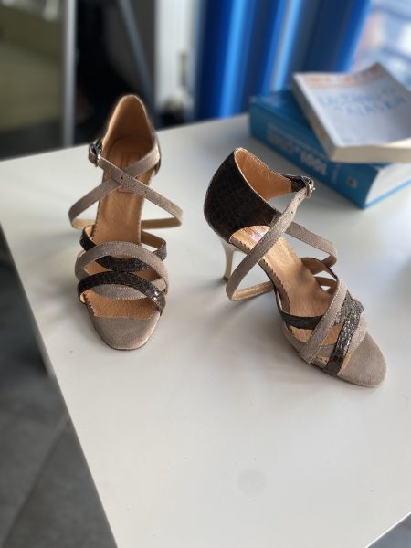 Sandale 34 bej tango